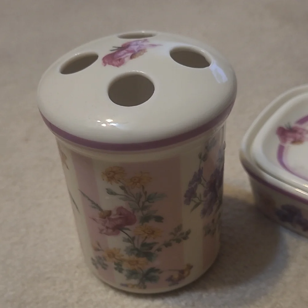Laura Ashley Floral Ceramic Bath Set - 2 Piece Soap Dish & Toothbrush Holder